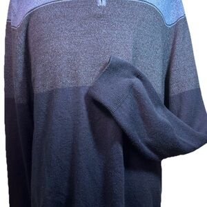Dockers Men's Blue and Gray Zip-Up Sweater